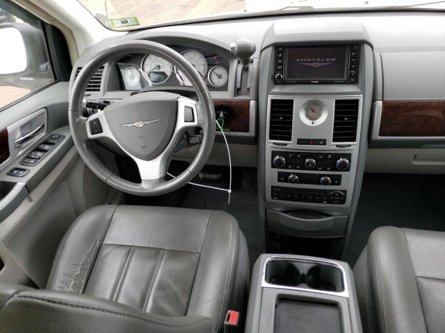 Photo 8 from auction – 2010 CHRYSLER TOWN & COU with VIN 2A4RR5DX5AR193426