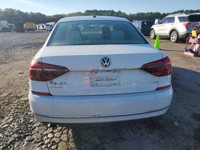 Photo 6 from auction – 2017 VOLKSWAGEN PASSAT S with VIN 1VWAT7A34HC072579
