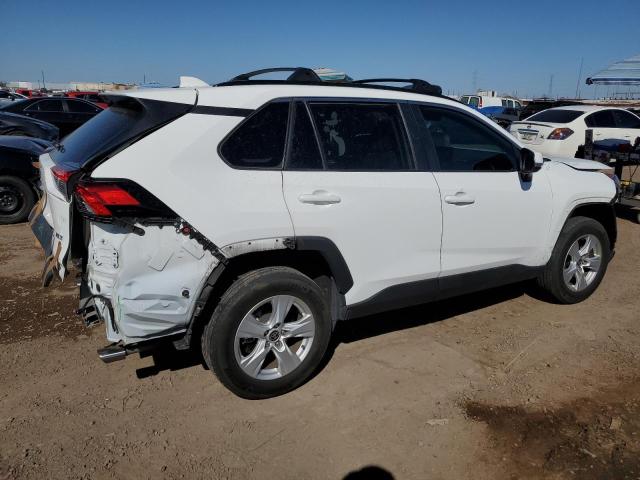Photo 3 from auction – 2021 TOYOTA RAV4 XLE with VIN 2T3W1RFV2MC149897