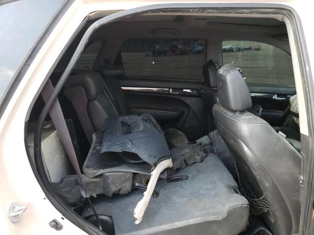 Photo 10 from auction – 2011 KIA SORENTO EX with VIN 5XYKU4A2XBG112564