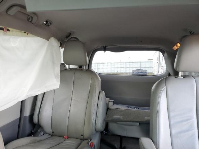 Photo 10 from auction – 2013 TOYOTA SIENNA XLE with VIN 5TDDK3DC1DS066500