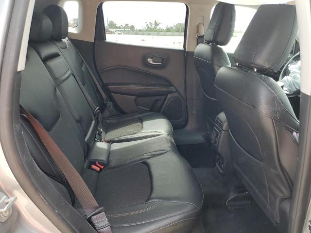 Foto 11 de la subasta – 2018 JEEP COMPASS LA con VIN 3C4NJDBB4JT115326
