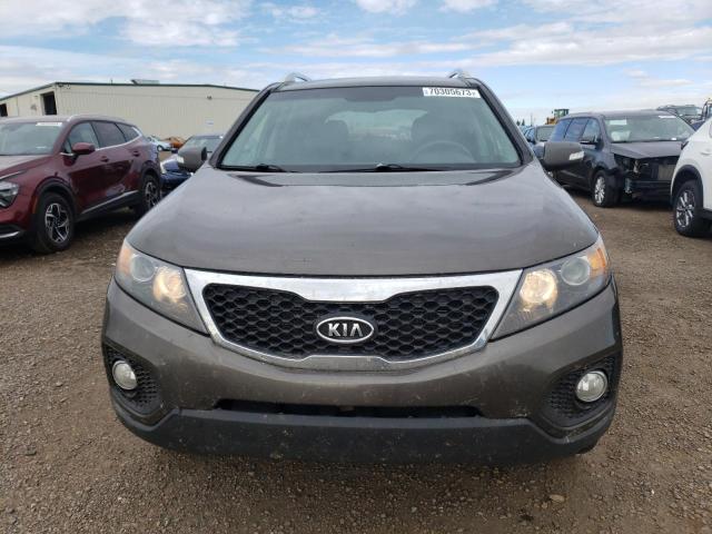 Photo 5 from auction – 2013 KIA SORENTO EX with VIN 5XYKUDA28DG405866