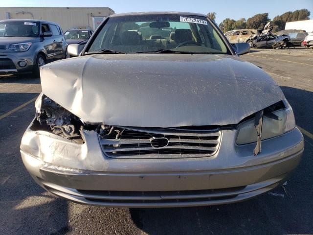 Photo 5 from auction – 1998 TOYOTA CAMRY CE with VIN JT2BF22K5W0090703