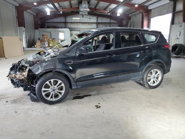 FORD ESCAPE SE 2017 with VIN 1FMCU9GD6HUE82391 - Photo from auction