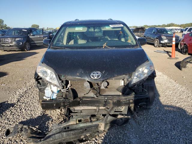 Photo 5 from auction – 2017 TOYOTA SIENNA XLE with VIN 5TDYZ3DC8HS787609