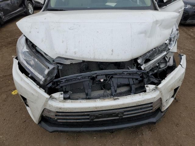 Photo 11 from auction – 2019 TOYOTA HIGHLANDER with VIN 5TDDZRFH3KS971955