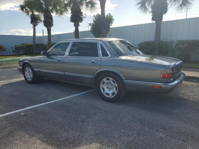 Photo 2 from auction – 2002 JAGUAR VANDENPLAS with VIN SAJDA24C72LF49358
