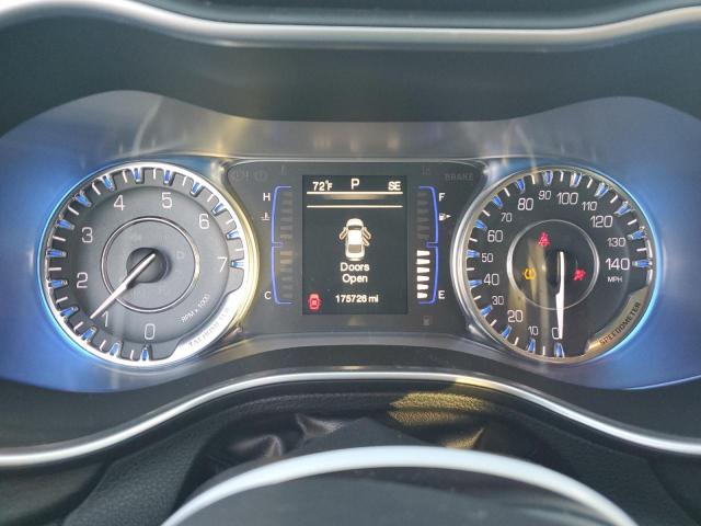 Photo 9 from auction – 2015 CHRYSLER 200 LIMITE with VIN 1C3CCCAB0FN738614