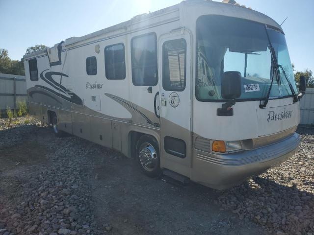 2000 Freightliner XCS Chassis