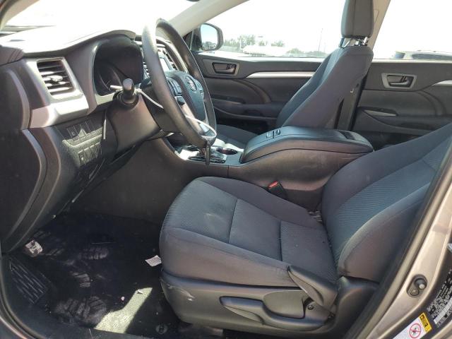 Photo 7 from auction – 2019 TOYOTA HIGHLANDER with VIN 5TDBGRFH0KS073357