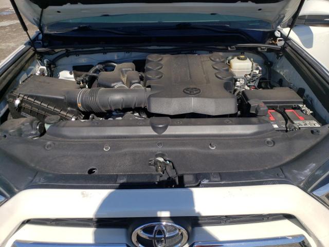 Photo 12 from auction – 2017 TOYOTA 4RUNNER SR with VIN JTEBU5JR8H5465675