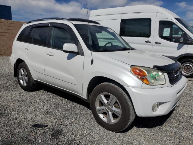 Photo 4 from auction – 2005 TOYOTA RAV4 with VIN JTEGD20V550051166