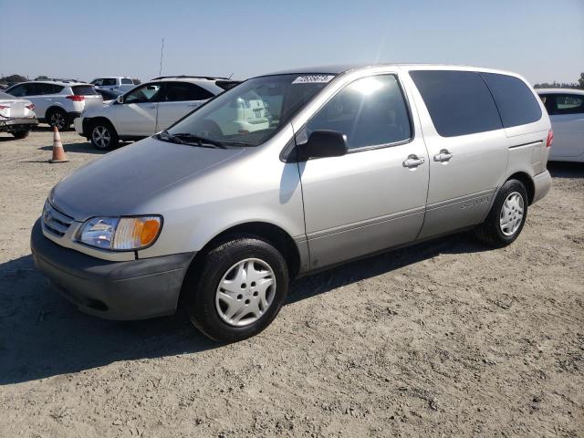 TOYOTA SIENNA CE 2001 with VIN 4T3ZF19C81U352698 - Photo from auction