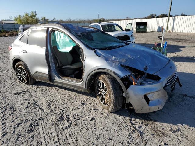 Photo 4 from auction – 2022 FORD ESCAPE TIT with VIN 1FMCU0LZ4NUB79134