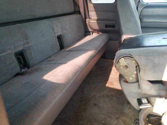 Photo 10 from auction – 1997 FORD F250 with VIN 1FTHX26F4VEC57193