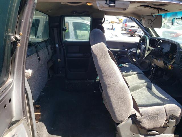 Photo 10 from auction – 2001 CHEVROLET SILVERADO with VIN 1GCEC19V01Z175430