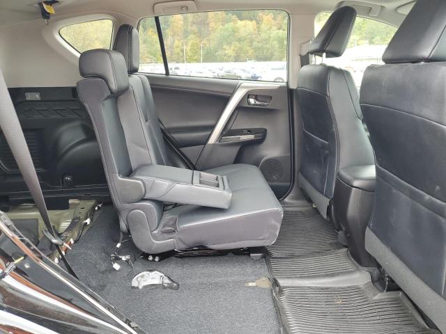 Photo 11 from auction – 2017 TOYOTA RAV4 LIMIT with VIN 2T3DFREV5HW630953