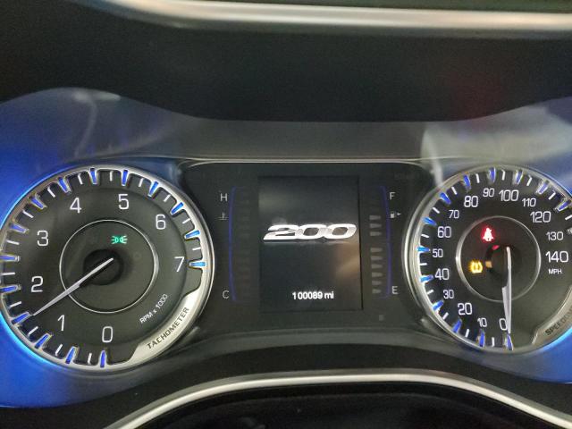 Photo 9 from auction – 2015 CHRYSLER 200 LIMITE with VIN 1C3CCCAB3FN526855