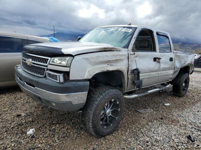 CHEVROLET SILVERADO 2005 with VIN 1GCHK23245F818583 - Photo from auction