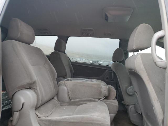 Photo 10 from auction – 2004 TOYOTA SIENNA CE with VIN 5TDZA23C14S175060