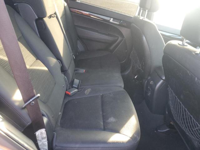 Photo 10 from auction – 2015 KIA SORENTO LX with VIN 5XYKTDA74FG569732