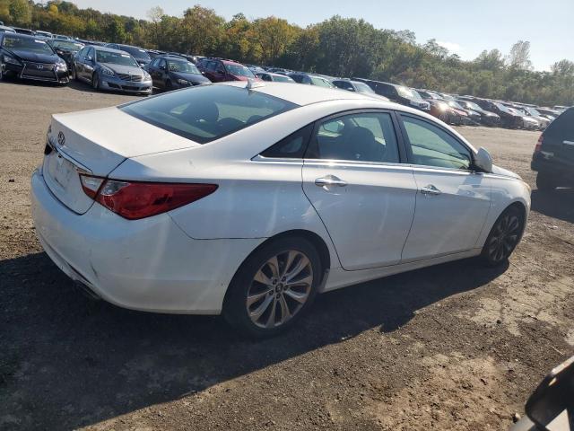 Photo 3 from auction – 2012 HYUNDAI SONATA SE with VIN 5NPEC4AC7CH424859