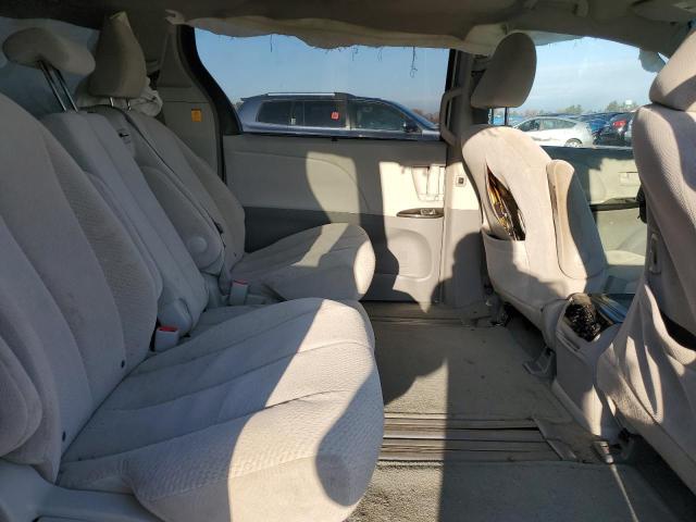 صورة رقم 11 من المزاد - 2011 TOYOTA SIENNA LE مع VIN 5TDKK3DC8BS080219