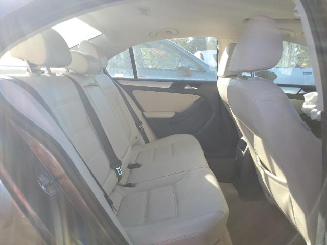 Photo 10 from auction – 2011 VOLKSWAGEN JETTA SEL with VIN 3VWLZ7AJ6BM377500