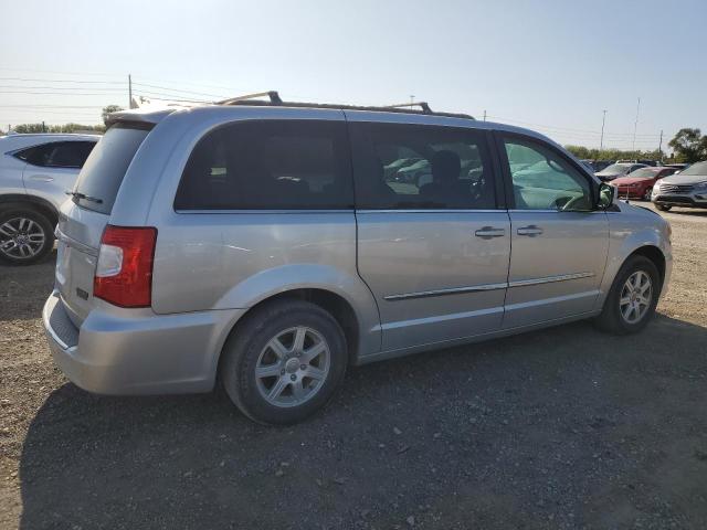 Photo 3 from auction – 2012 CHRYSLER TOWN & COU with VIN 2C4RC1BG7CR368281