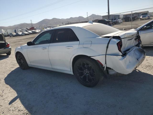 Photo 2 from auction – 2019 CHRYSLER 300 S with VIN 2C3CCABG8KH689261