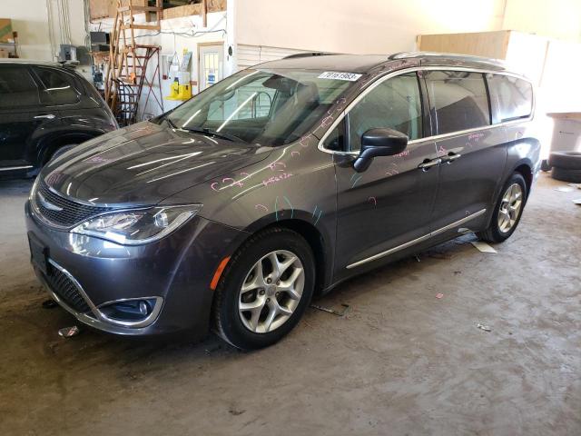 CHRYSLER PACIFICA T 2017 with VIN 2C4RC1EG1HR577129 - Photo from auction