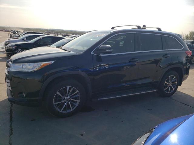 TOYOTA HIGHLANDER 2017 with VIN 5TDJZRFHXHS392974 - Photo from auction