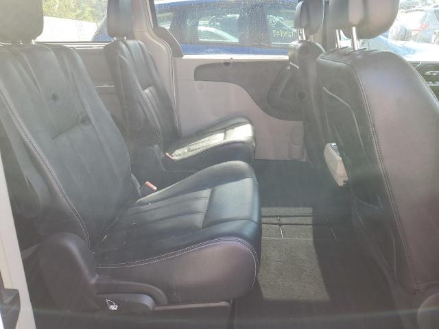Photo 11 from auction – 2011 CHRYSLER TOWN & COU with VIN 2A4RR8DG7BR777099