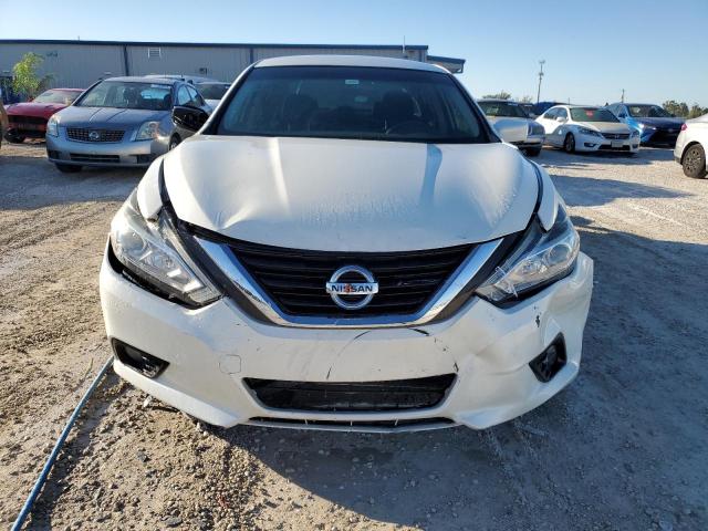 Photo 5 from auction – 2017 NISSAN ALTIMA with VIN 1N4AL3AP6HC155192