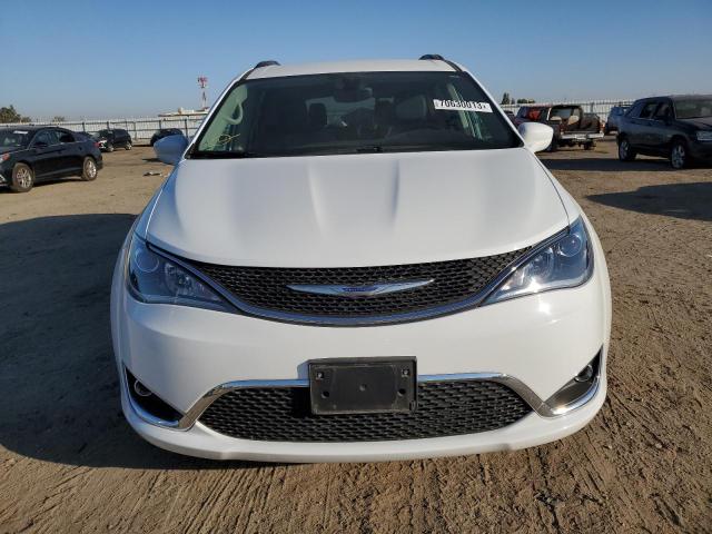 Photo 5 from auction – 2017 CHRYSLER PACIFICA T with VIN 2C4RC1BG9HR533819