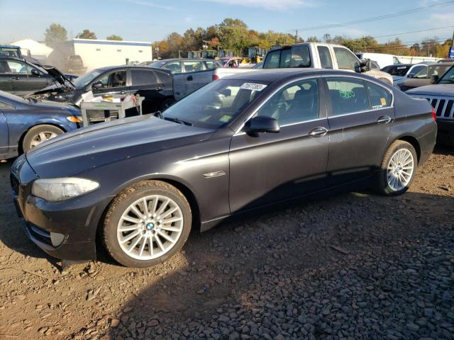 BMW 535 XI 2013 مع رقم تعريف المركبة WBAFU7C52DDU70539 - صورة من المزاد