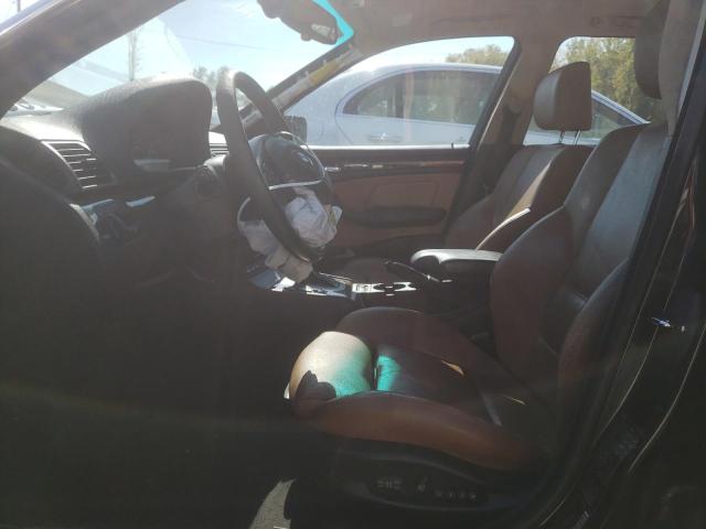 Photo 7 from auction – 2003 BMW 325 XIT with VIN WBAEP33453PF01415