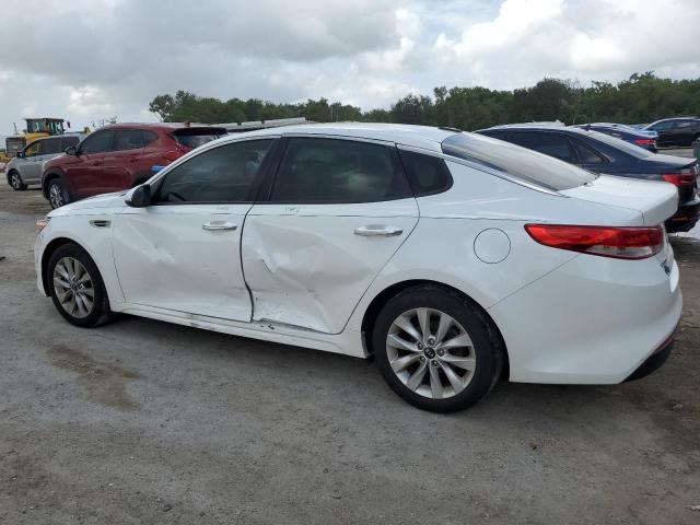 Photo 2 from auction – 2017 KIA OPTIMA EX with VIN 5XXGU4L36HG133422