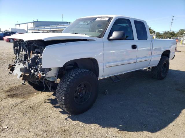 CHEVROLET SILVERADO 2004 with VIN 2GCEC19T741269347 - Photo from auction