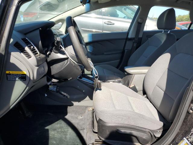 Photo 7 from auction – 2017 KIA FORTE LX with VIN 3KPFK4A77HE068418