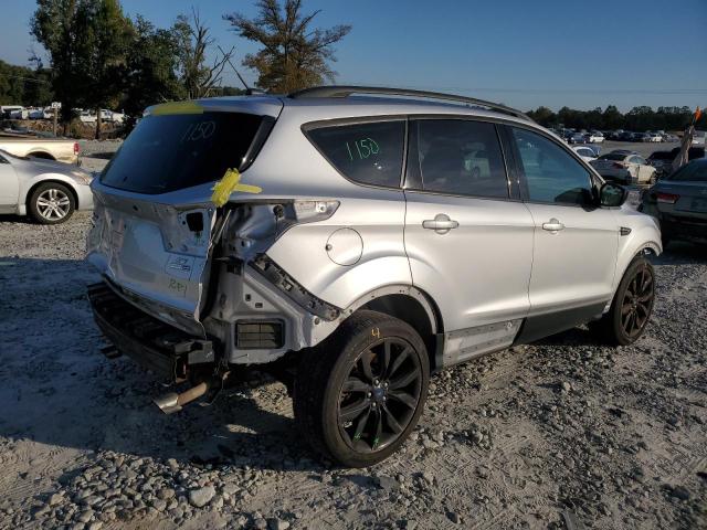 Photo 3 from auction – 2017 FORD ESCAPE SE with VIN 1FMCU9GD6HUC40989