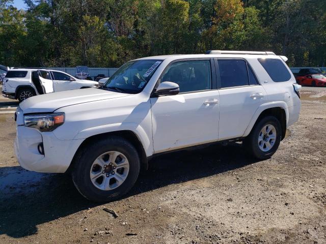 Photo 1 from auction – 2020 TOYOTA 4RUNNER SR with VIN JTEZU5JR5L5218945