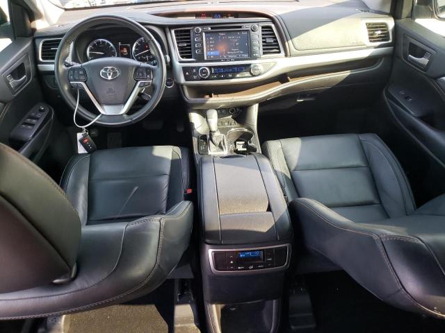 Photo 8 from auction – 2017 TOYOTA HIGHLANDER with VIN 5TDJZRFHXHS392974