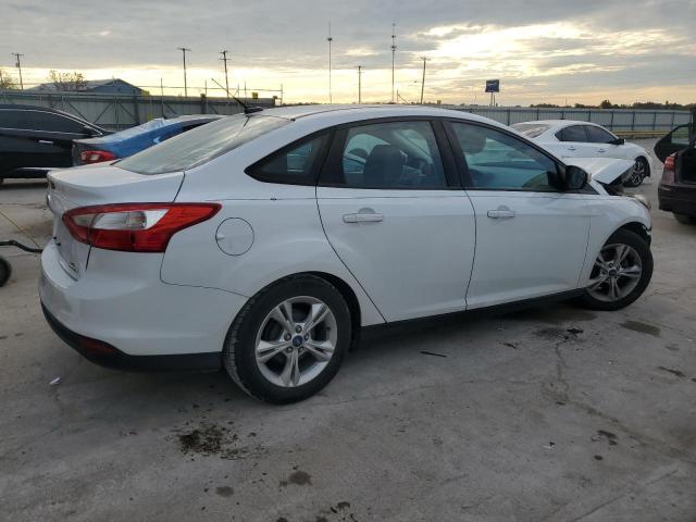 Photo 3 from auction – 2014 FORD FOCUS SE with VIN 1FADP3F21EL154610