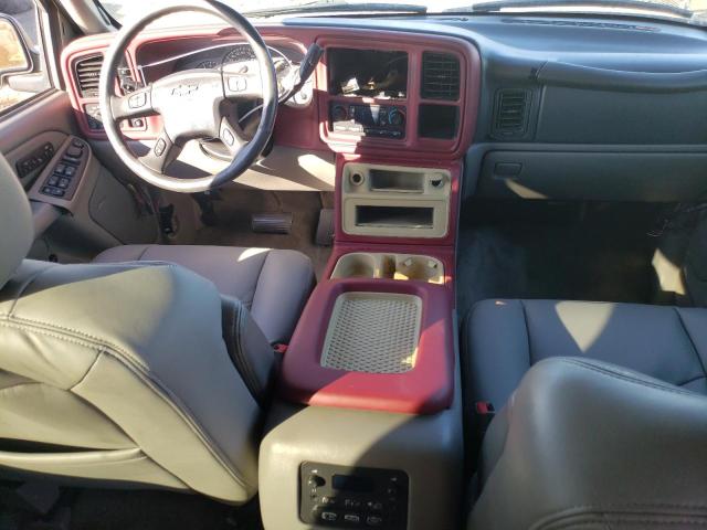 Photo 8 from auction – 2004 CHEVROLET SUBURBAN with VIN 3GNFK16T44G298797