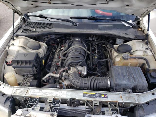 Photo 11 from auction – 2006 CHRYSLER 300C with VIN 2C3KA63H16H104595