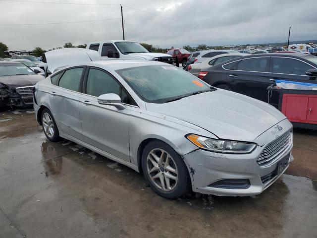 Photo 4 from auction – 2016 FORD FUSION SE with VIN 3FA6P0H77GR217990