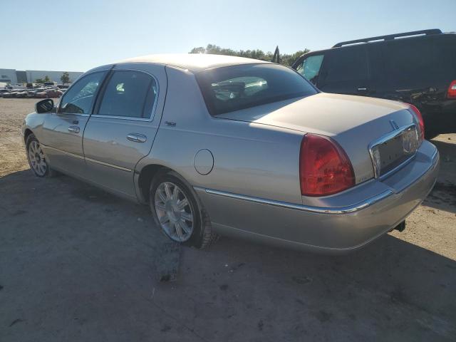 Photo 2 from auction – 2011 LINCOLN TOWN CAR S with VIN 2LNBL8CV3BX765158