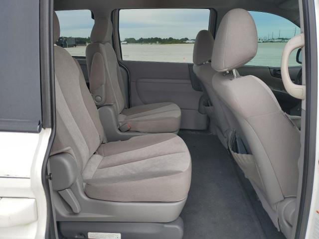 Photo 11 from auction – 2012 KIA SEDONA LX with VIN KNDMG4C78C6492131
